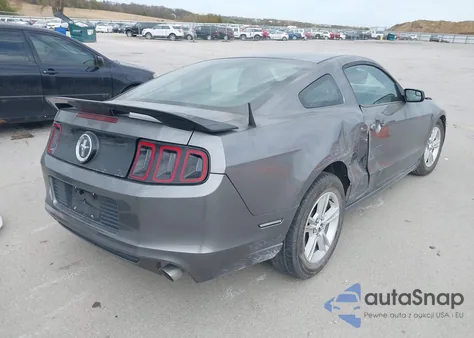 2014 Ford Mustang V6 from USA, damaged, VIN 1ZVBP8AM3E5250098